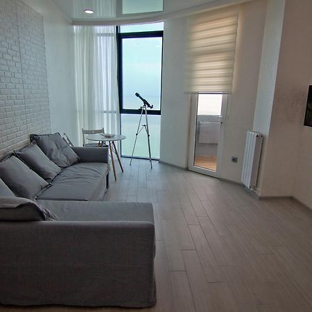Апартаменты - Первая Линия! Batoumi Extérieur photo